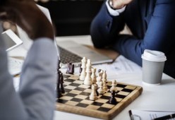 九游电脑版-主教练更迭对球队短期表现影响分析，主教练转会