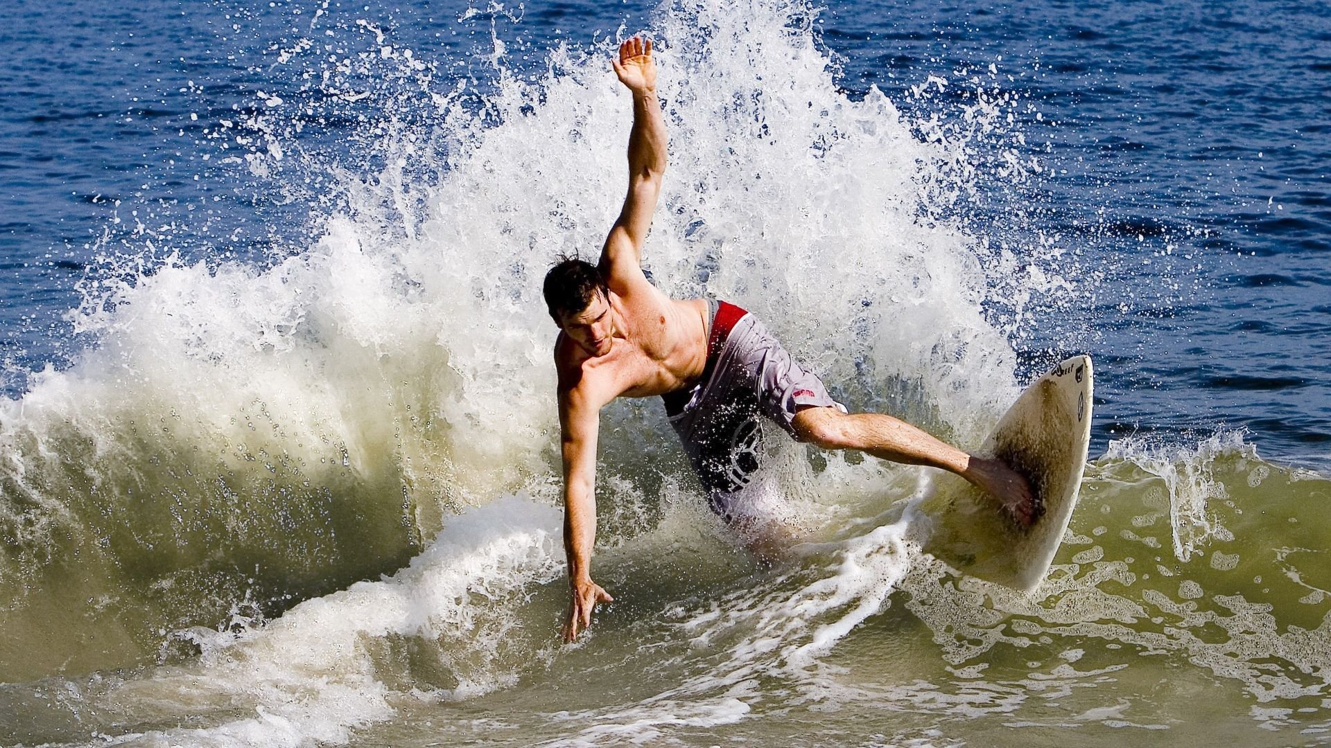 “胡利安·门德斯的全面技艺，帮助阿根廷美洲狮队屡创佳绩”